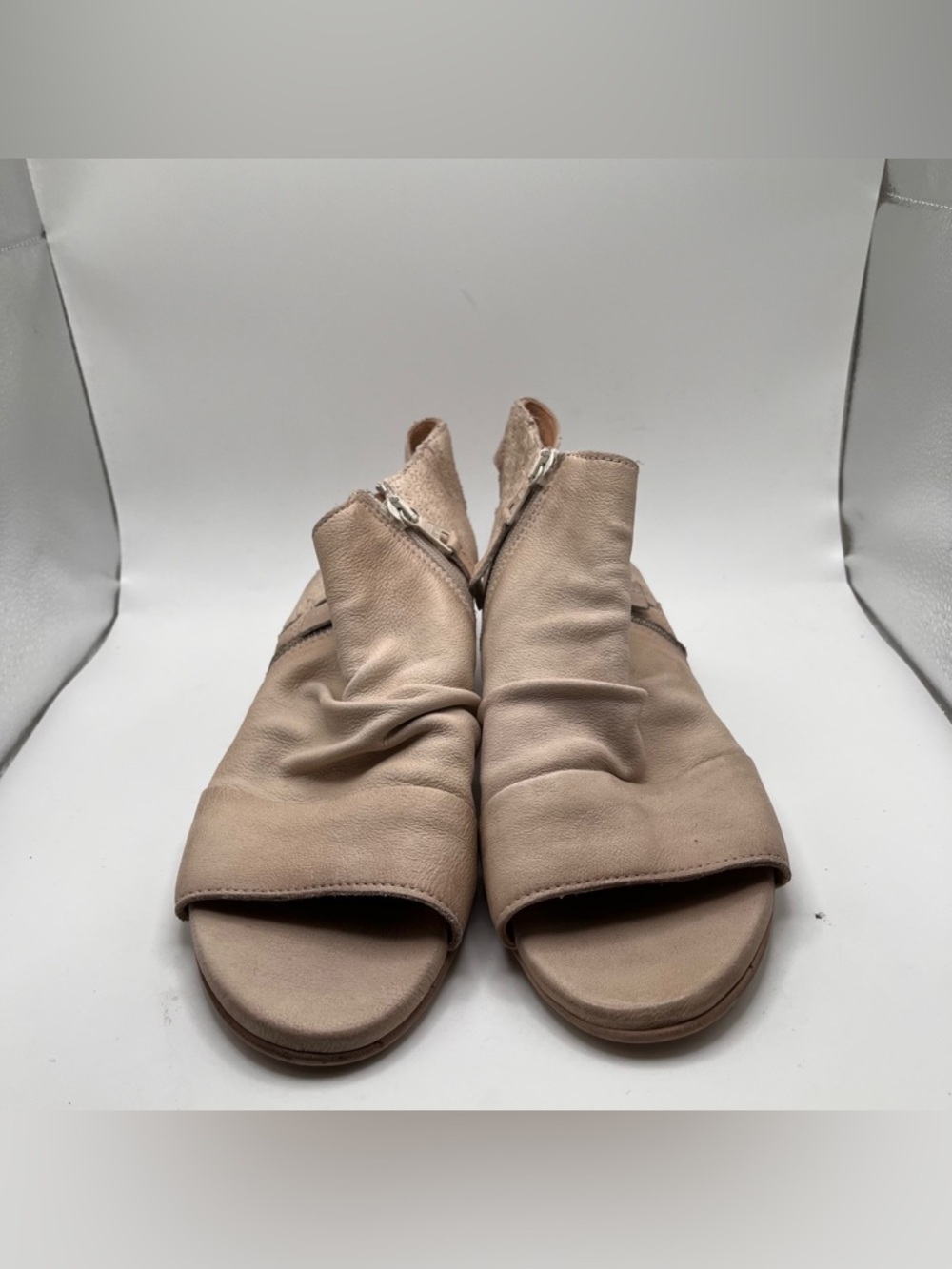MIZ MOOZ Carla Peep Toe Bootie In Linen Open-Toe Low Heel Sandal size 40 US 9.5 - Picture 3 of 9